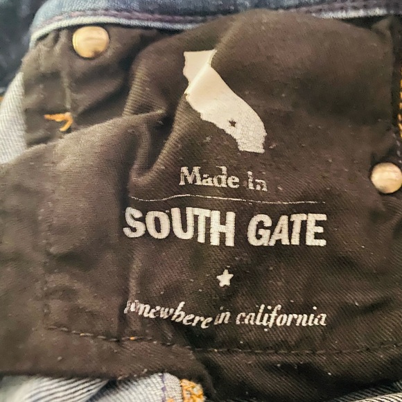 AG Adriano Goldschmied Women's Absolute Legging Extreme Skinny Jean - Picture 5 of 8